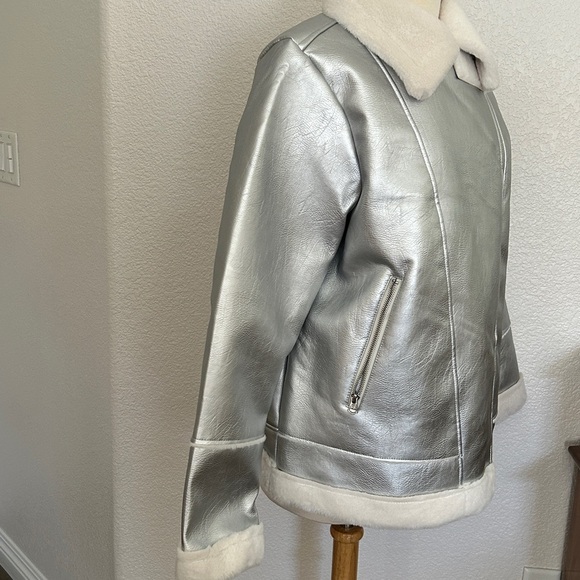 Jessica Simpson Metallic Jacket with Cream Trim Size XL. - Picture 4 of 15